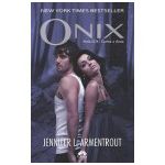 ONIX (cartea a doua din seria LUX)